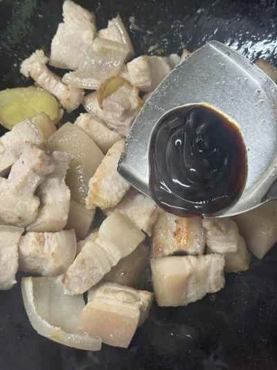 さつまいも澱粉団子入り豚肉の煮込みの作り方：5