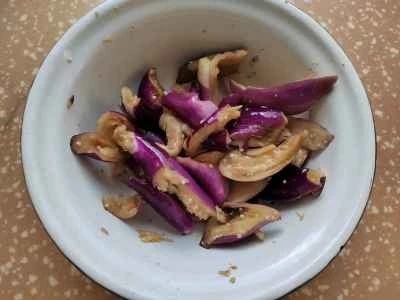 ナス、ピーマン、豚肉の炒め物の作り方：3