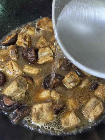 豚スペアリブの煮込みレシピ手順：7