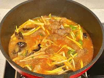 酸辣スープのカリカリ豚肉の作り方：10