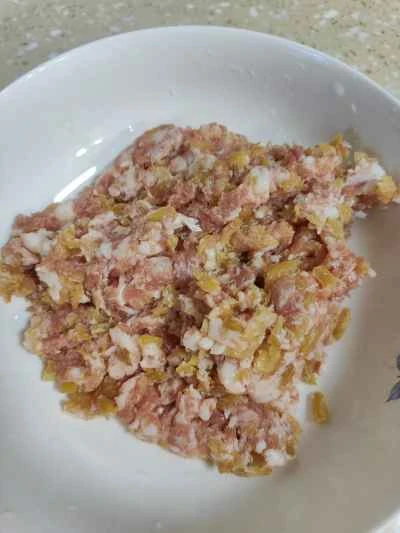 保存野菜を使った蒸し豚パテの作り方：4