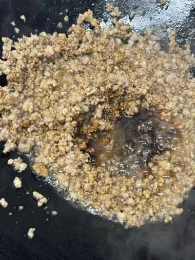 乾燥豆腐、枝豆、ひき肉の炒め物の作り方：8