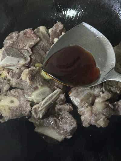 ジャガイモ入り牛スペアリブの煮込みの作り方：6