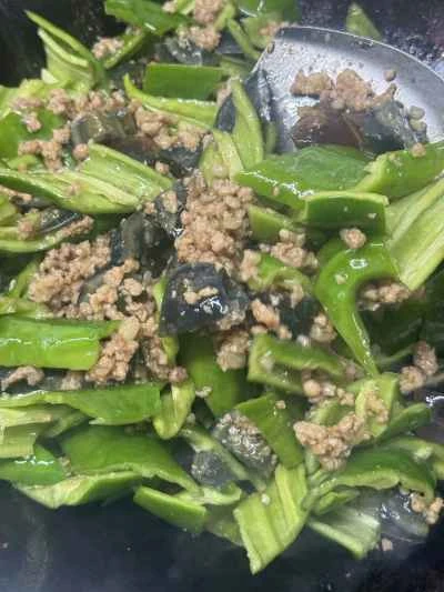 ひき肉、塩卵、ピーマンの炒め物の作り方：10