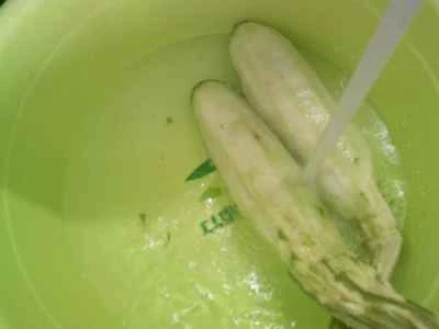 干しエビとヘチマの炒め物の作り方：2