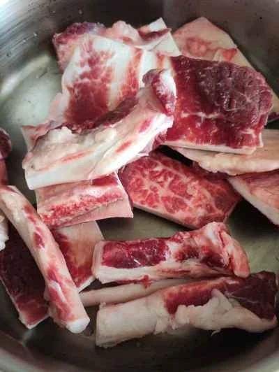 牛軟骨煮込みの作り方：1