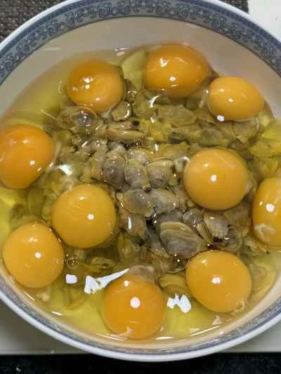 アサリと卵のオムレツの作り方：4