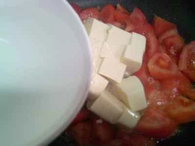 卵とトマト入り豆腐の作り方：8