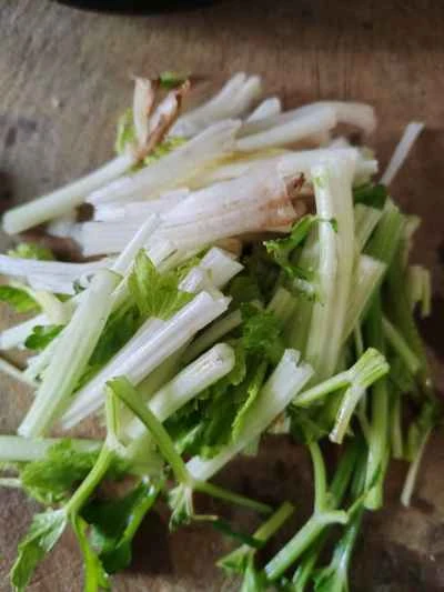 冬のたけのこと塩漬け牛肉の作り方：3