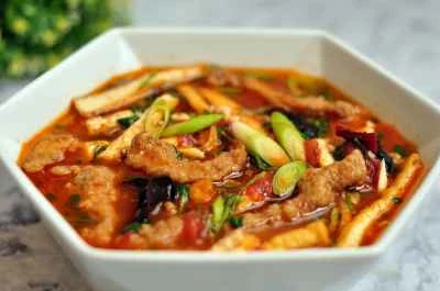 酸辣スープとカリカリ豚肉のレシピ