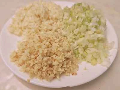 ニンニクと春雨を添えた蒸しチンゲン菜：ステップ5