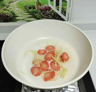 レバーチップとネギの炒め物の作り方：2