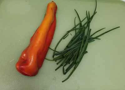 赤唐辛子入りもやし炒めの作り方：1