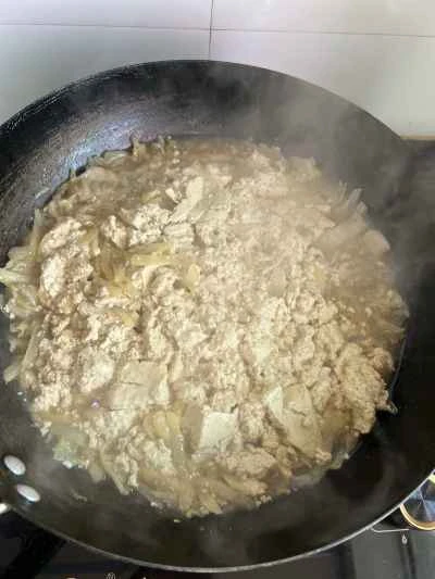 キャベツの漬物、千切りジャガイモ、豆腐を使った煮豆腐の作り方：8