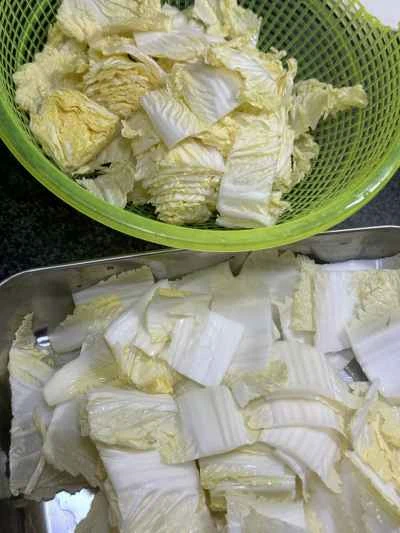 豆腐パフとベビーチンゲン菜の炒め物を作る手順：1