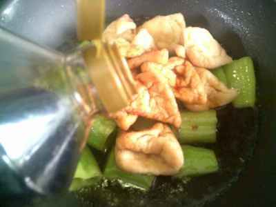 油で煮込んだピーマンの作り方：6