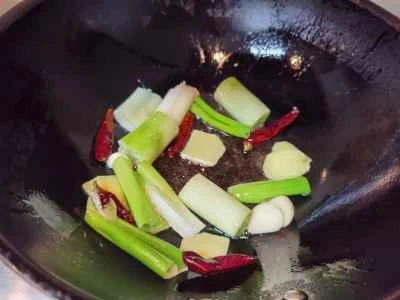 自家製ビッグペッパー煮込みレシピ手順：4