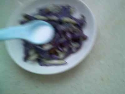 塩漬けアヒルの卵とナスのサラダの作り方：9