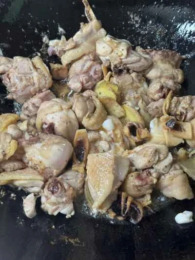 鶏肉と干しイカの煮込みの作り方：7