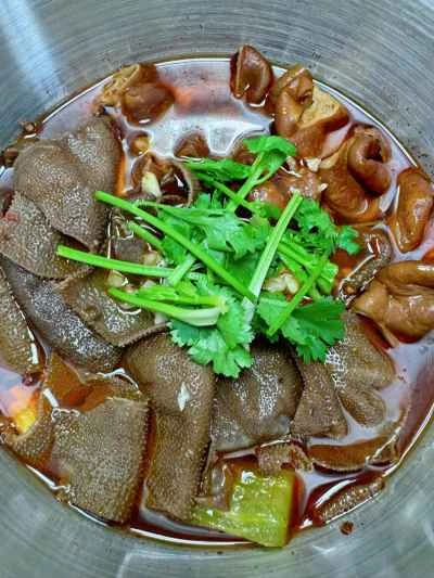 豚の腸と胃袋の煮込みの作り方：18