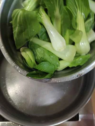 上海白菜と豚肉の炒め物の作り方：2