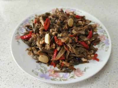 乾燥インゲンと細切り豚肉の炒め物の作り方：5