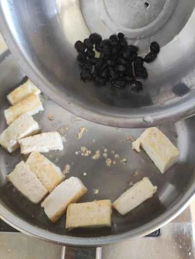 木綿豆腐とエシャロットの炒め物の作り方：3