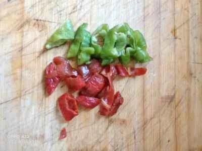 ゴーヤと唐辛子の炒め物の作り方：3