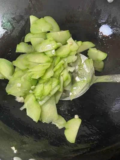 ハヤトウリの炒め物レシピ手順：6