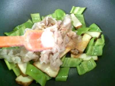 牛肉と乾燥豆腐とピーマンの炒め物の作り方：8