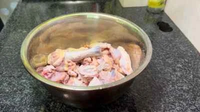 松茸入り鶏肉の煮込みの作り方：3