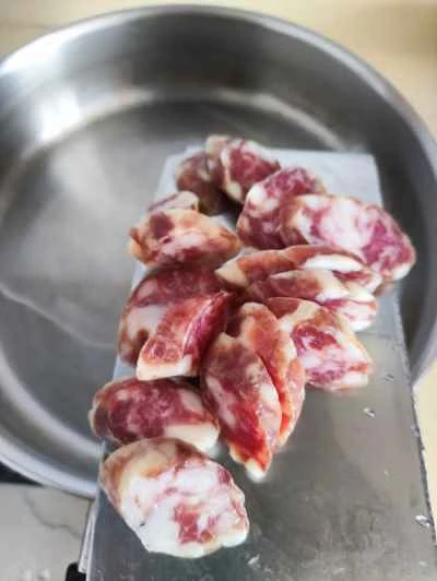 中華ソーセージとキャベツの炒め物の作り方：5