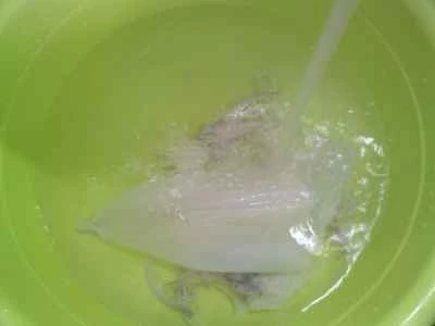 イカとスクランブルエッグの作り方：2