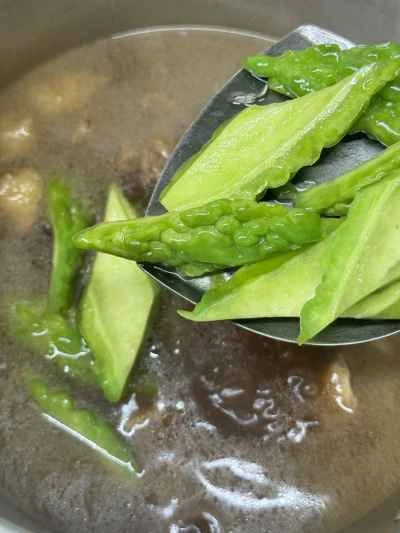 ゴーヤ入り牛バラ肉の煮込みの作り方：14