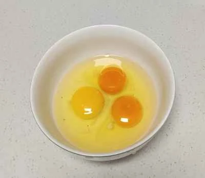 ピーマンとニンジンの卵炒めの作り方：3