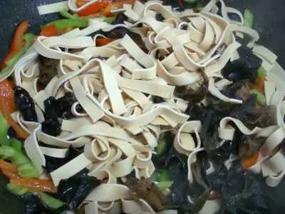 豆腐皮と野菜炒めの作り方：7