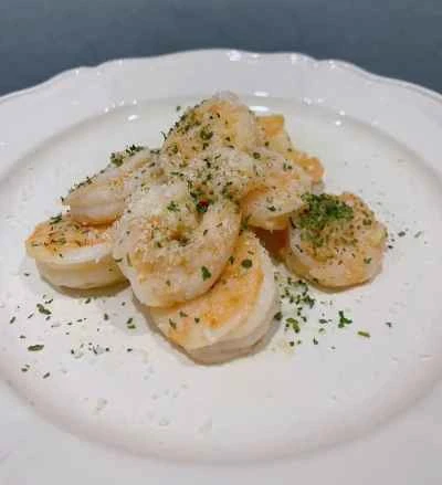 ガーリックバターで炒めたエビのレシピ