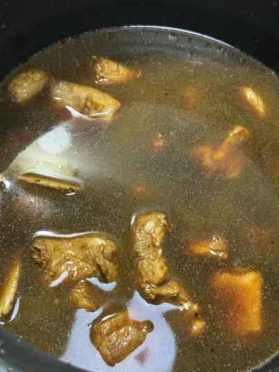 米麺入り豚スペアリブの煮込みの作り方：6