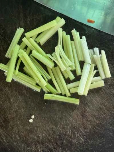 カンゾウ、キクラゲ、豚肉の炒め物の作り方：5