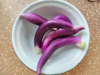 ナス、ピーマン、豚肉の炒め物の作り方：2