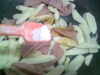 水竹を使ったランチョンミート炒めの作り方：10