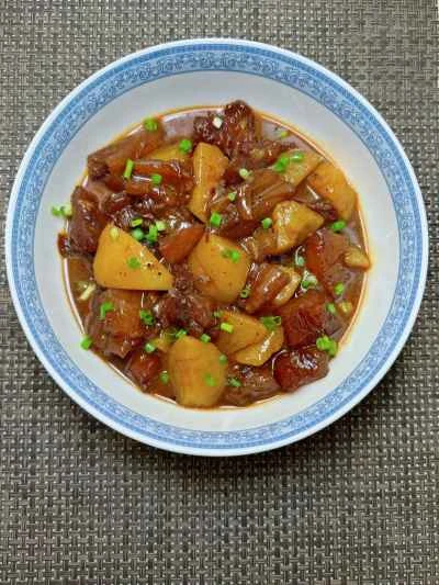 牛すじとジャガイモの煮込み レシピ手順：15