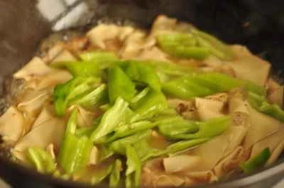 乾燥豆腐とピーマンの炒め物の作り方：7