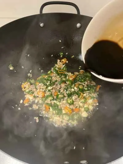 枝豆と干し豆腐の炒め物の作り方：10