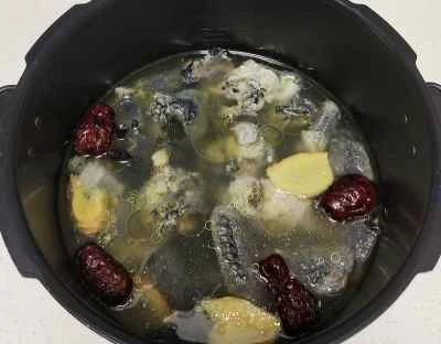 黒骨鶏の煮込みの作り方：4