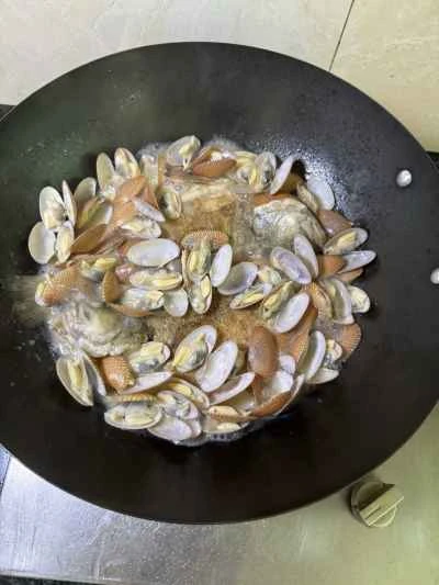 アサリとスズキの煮込みの作り方：12