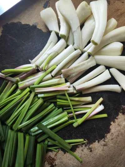 木綿豆腐とエシャロットの炒め物を作る手順：1