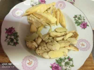 ジャックフルーツの種と豚肉の煮込み炒めの作り方：4