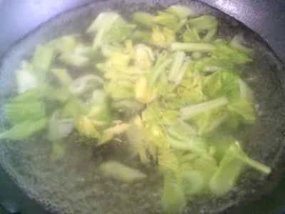 セロリと豚肉の煮込み炒めの作り方：8