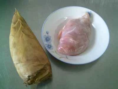 鶏胸肉と冬筍の炒め物の作り方：1